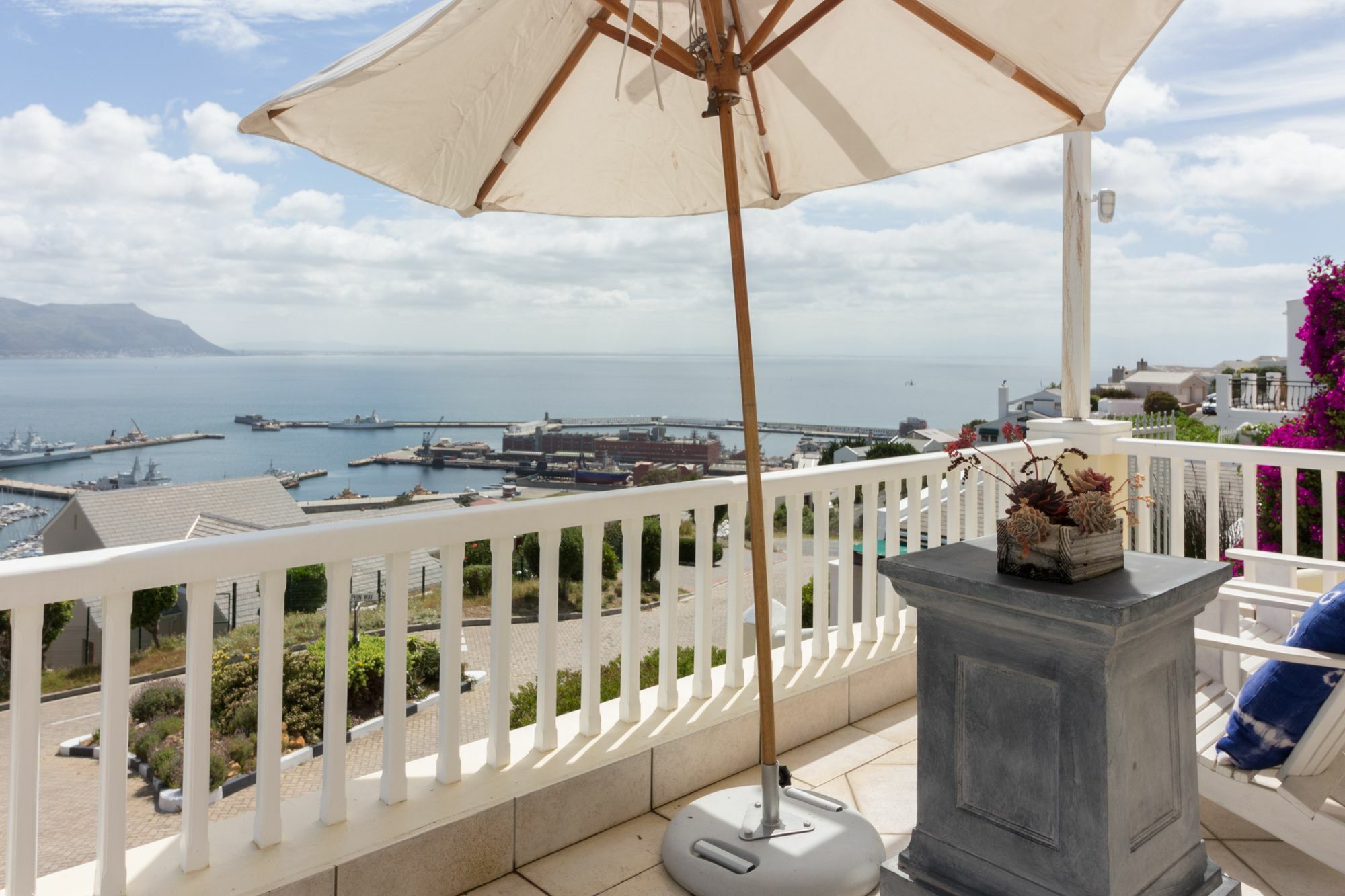 Penguin Palace Simon's Town Luaran gambar